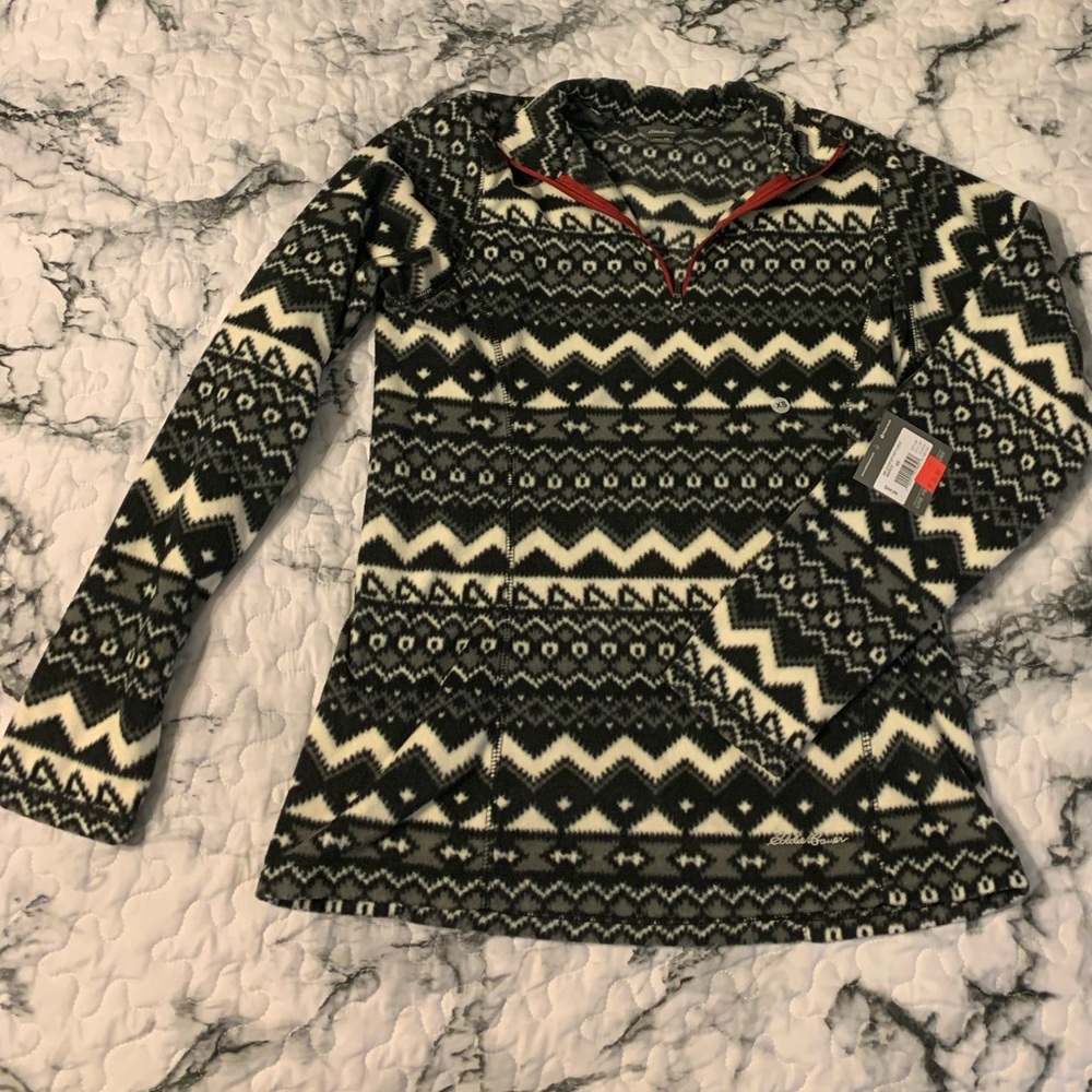 Black and cream/white Eddie Bauer zip fast fleece